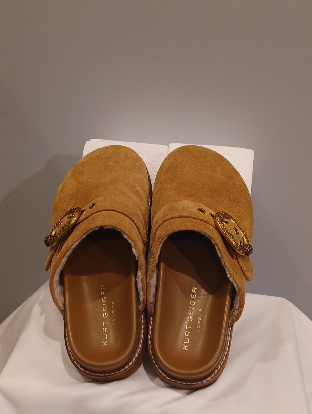 Kurt Geiger Tan Suede Buckle Mules - Picture 3 of 7